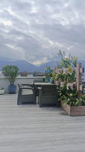 عکس کافه رستوران لمو