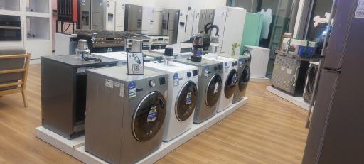 عکس فروشگاه مرکزی اسنوا