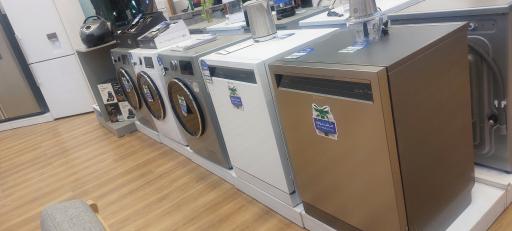 عکس فروشگاه مرکزی اسنوا