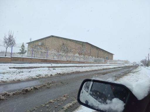 عکس سالن کارگران بخش بدنسازی