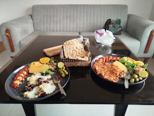 عکس کافه صبحانه‌ راوو