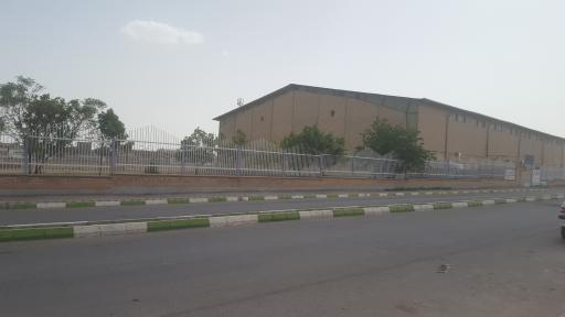 عکس سالن کارگران بخش بدنسازی