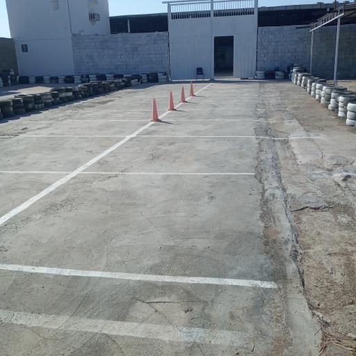 عکس آموزشگاه موتور سیکلت طوفان 