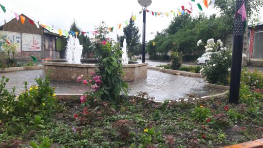 عکس میدان حصارسرخ 