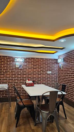 عکس پیتزا پیتزا پارسیان