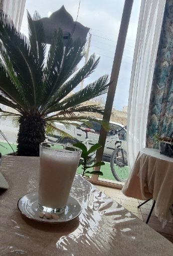 عکس کافه صبحانه گونش 