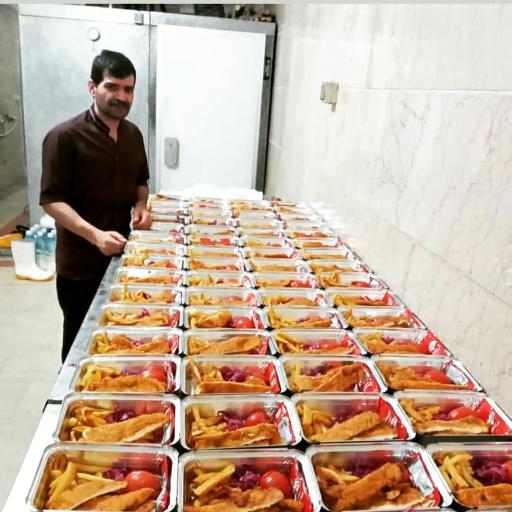 رستوران گل یاس