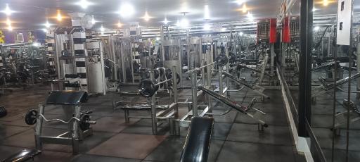 باشگاه بدنسازی فرمانده
