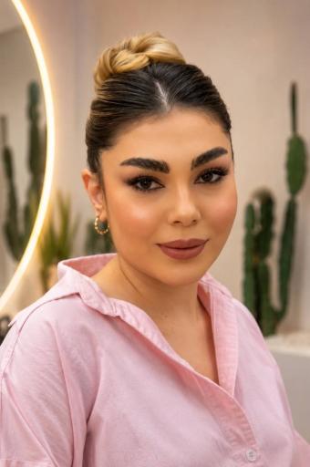 سالن زیبایی رزسرخ
