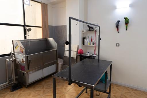 عکس کلینیک دامپزشکی و پت شاپ ایرانا