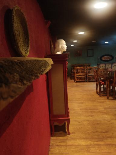 عکس کافه رستوران مغاک