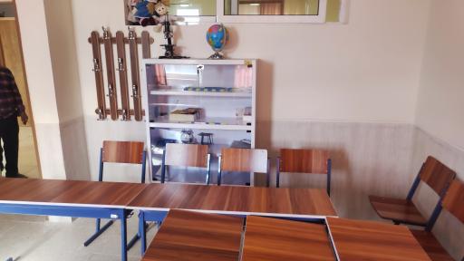 عکس دبستان دخترانه حاجیه خانم حبیبه یدنگ زواره