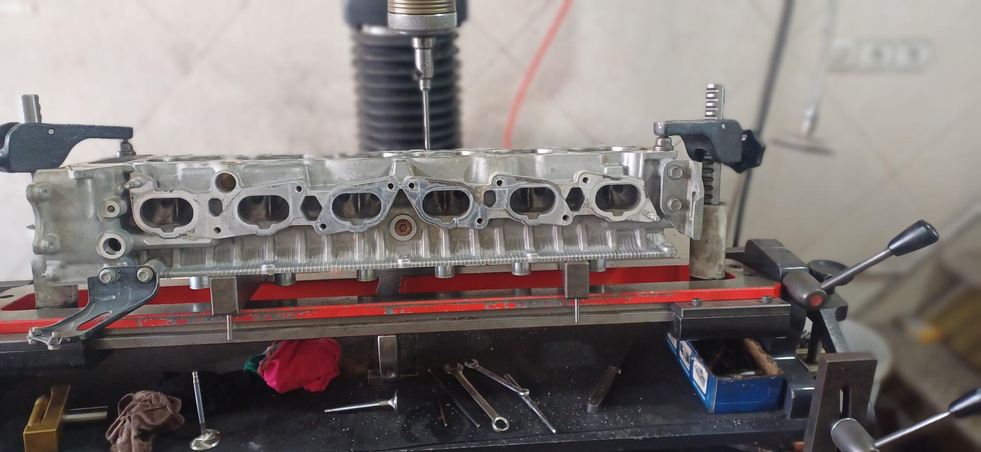 عکس سوپاپ تراشی برادران