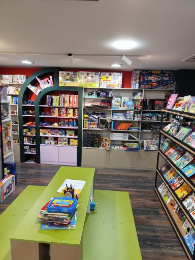 کتابفروشی و لوازم التحریر جشن کتاب