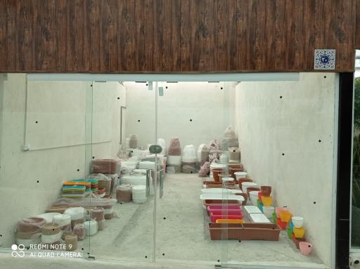 عکس بازار تخصصی گل یاس لند