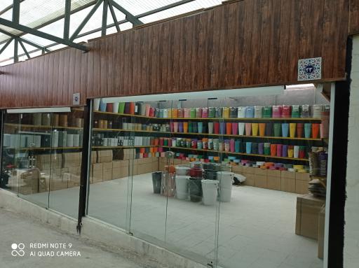 عکس بازار تخصصی گل یاس لند