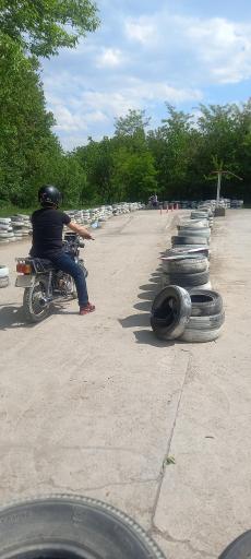 عکس آموزشگاه رانندگی موتور سیکلت فجر