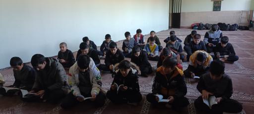 عکس دبیرستان پسرانه مولوی همدانک