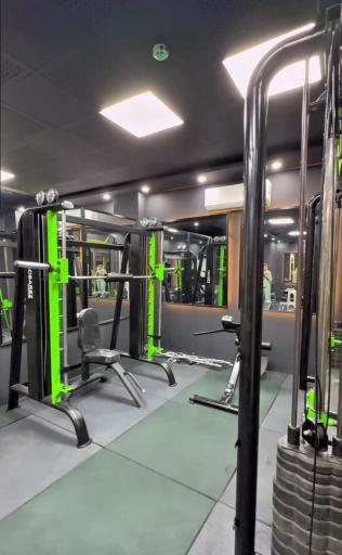 عکس باشگاه ورزشی هوتن 