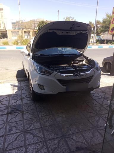 عکس شفاف سازی تخصصی چراغ خودرو و افزایش نور