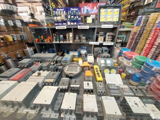 عکس تابان الکتریک (سیم و کابل ،البرز لینکو،رله فیندر،افشارنژاد)