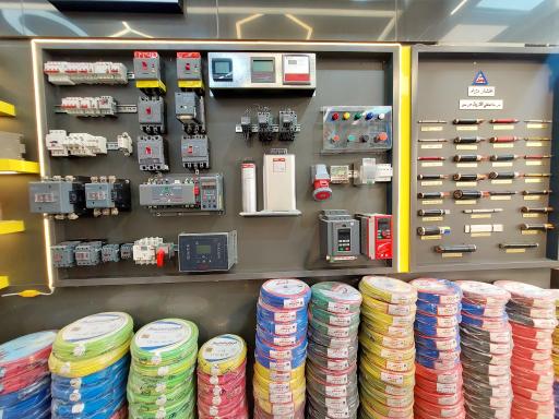 عکس تابان الکتریک (سیم و کابل ،البرز لینکو،رله فیندر،افشارنژاد)