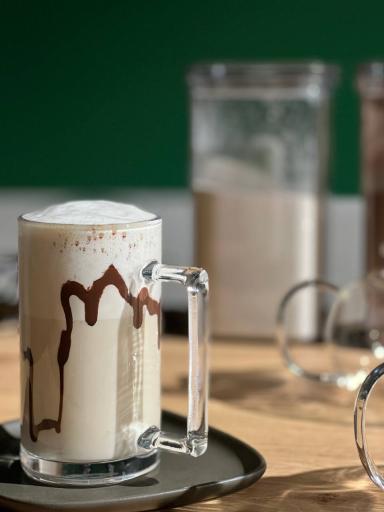 عکس علی کافه