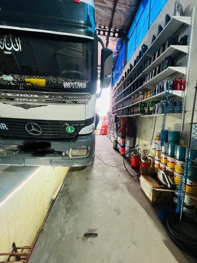 عکس تعویض روغن آزادی سنگین سبک