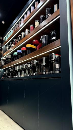 عکس فروشگاه ایران کافی