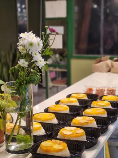 عکس غذاخوری باهم (بی‌سان سابق)