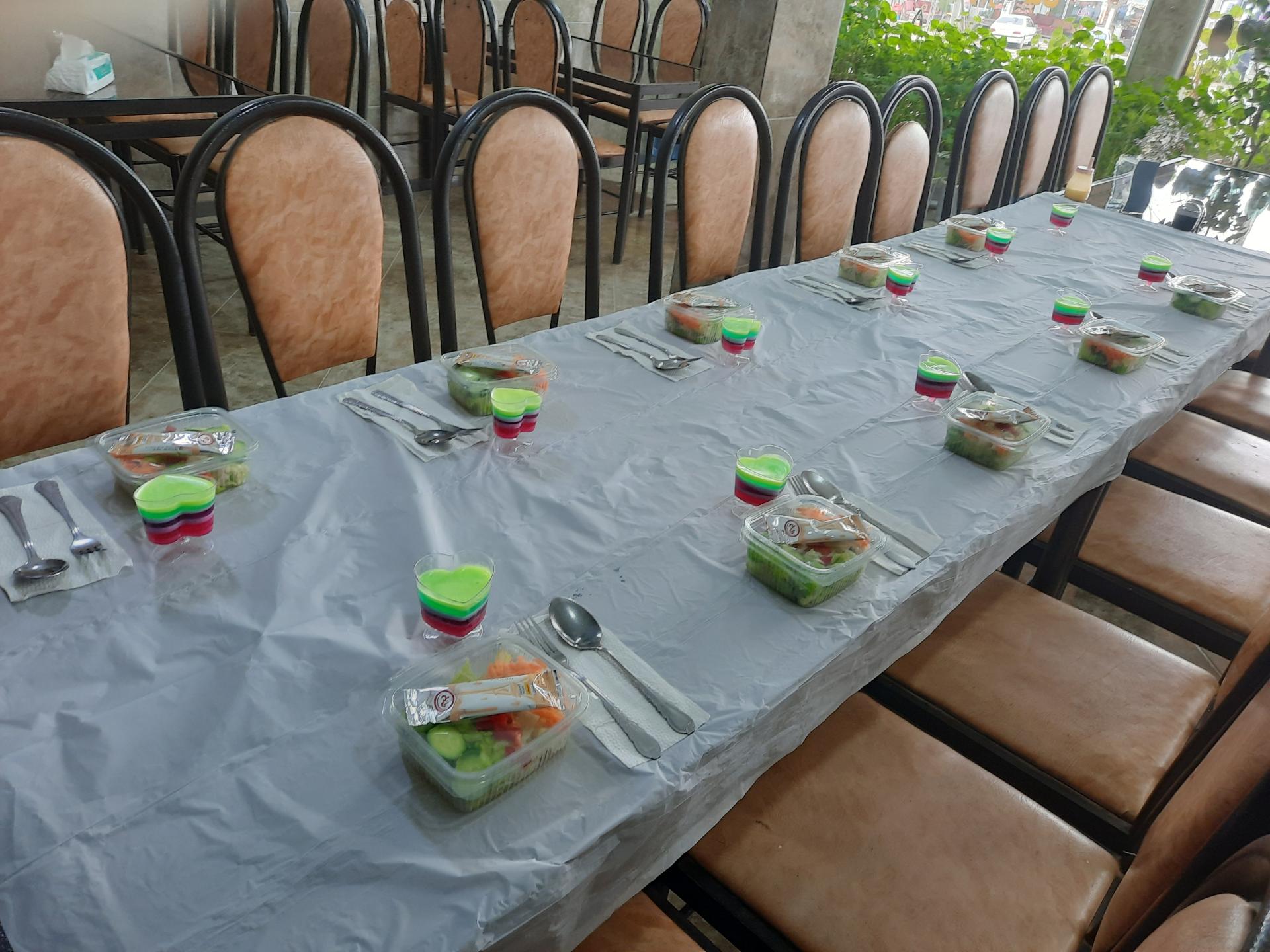 عکس رستوران دنیز درجه یک