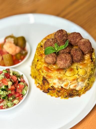 عکس غذاخوری باهم (بی‌سان سابق)