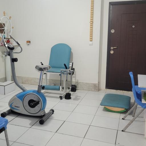 عکس فیزیوتراپی مهر آرا