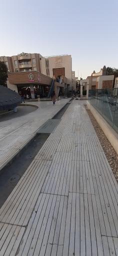 عکس مرکز خريد متروپل 