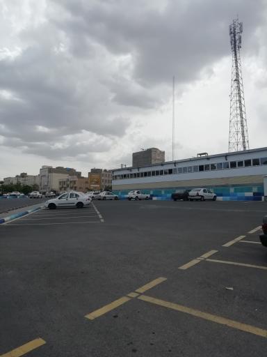 عکس پارکینگ بازار روز