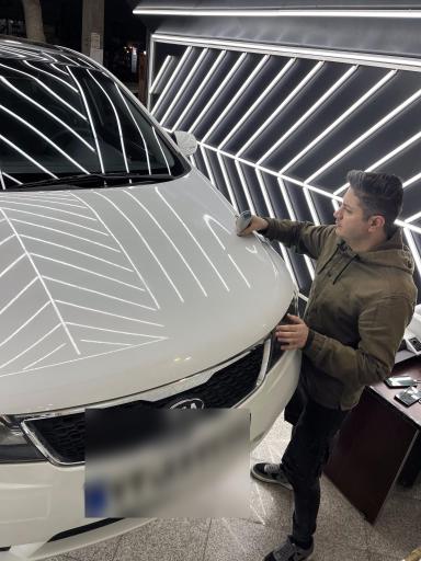 عکس کارشناسی و تشخیص رنگ و فنی خودرو تاج