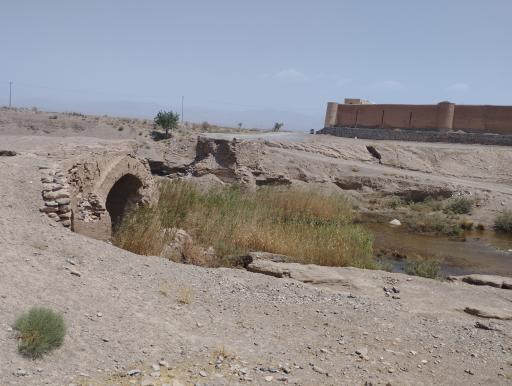 عکس کاروانسرای تاریخی دودهک دلیجان