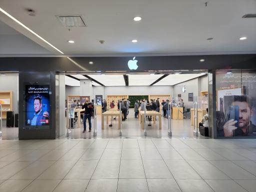 عکس اپل استور شعبه چارسو