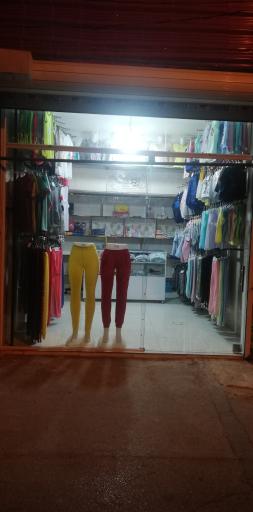 عکس پوشاک زنانه و بچگانه باران