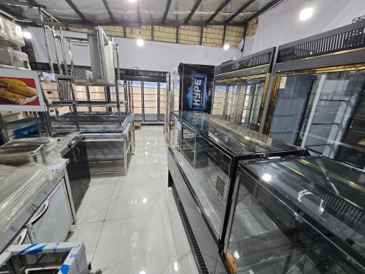 عکس یخچالهای صنعتی اکبر طاهرخانی شعبه ۳