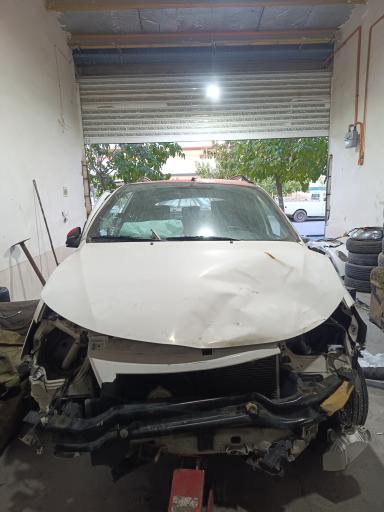 عکس نمایشگاه اتومبیل تصادفی انتخاب