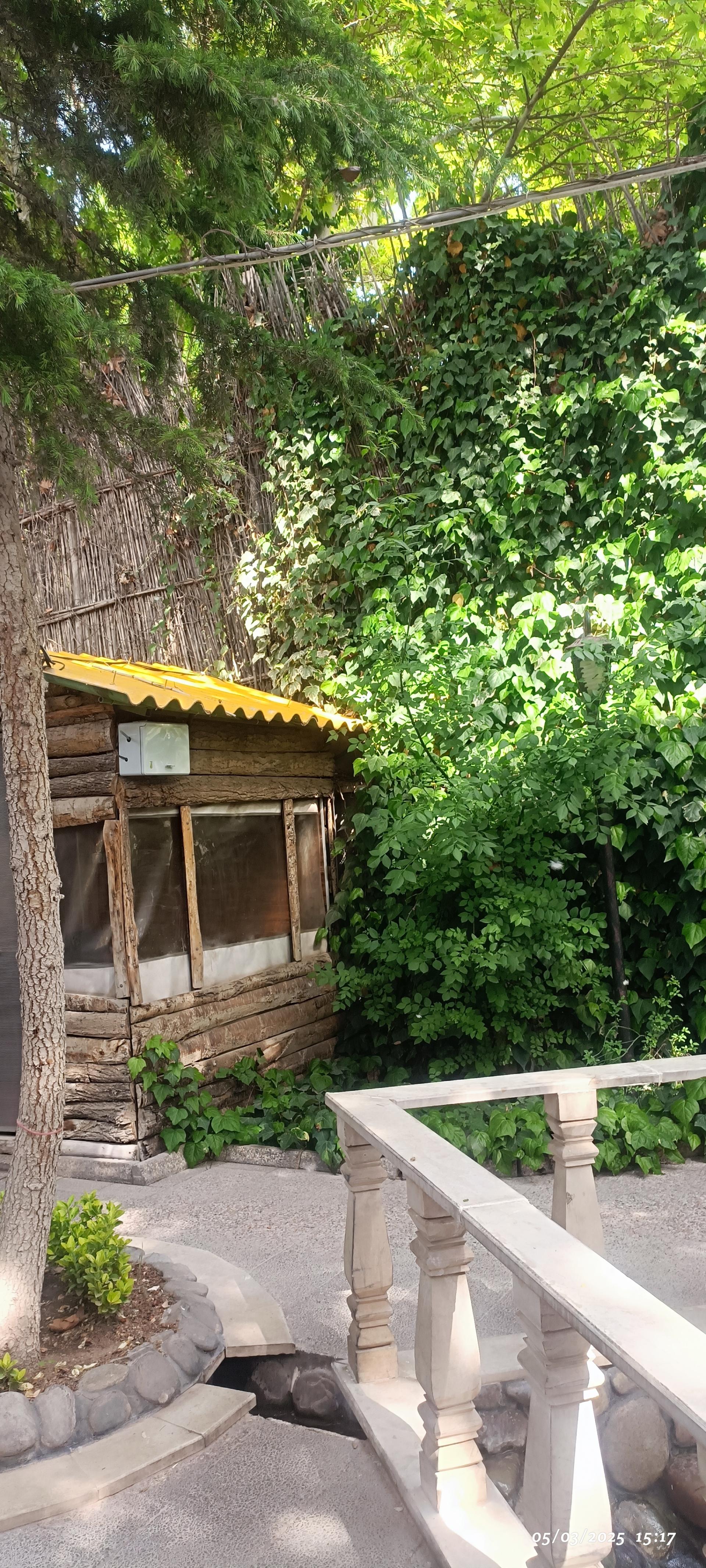 عکس رستوران سنتی دشت بهشت