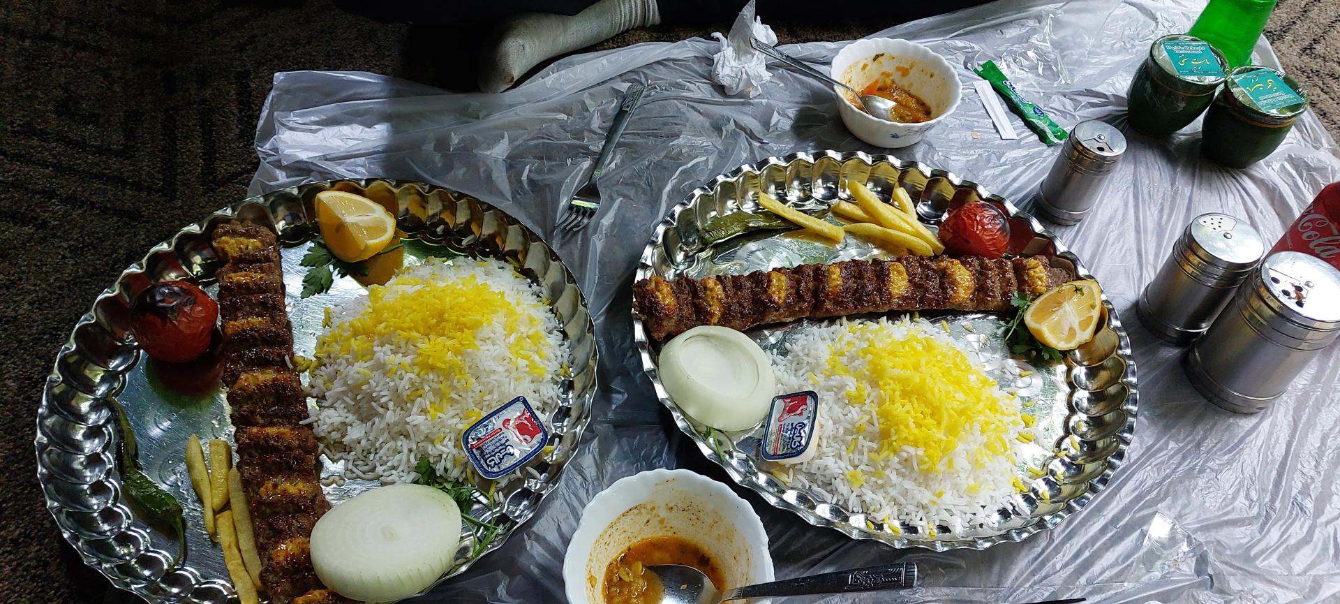 عکس رستوران سنتی دشت بهشت