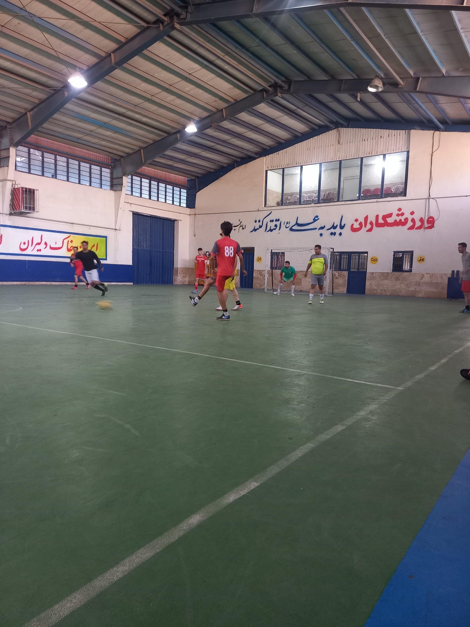 عکس سالن ورزشی قاسم سلیمانی