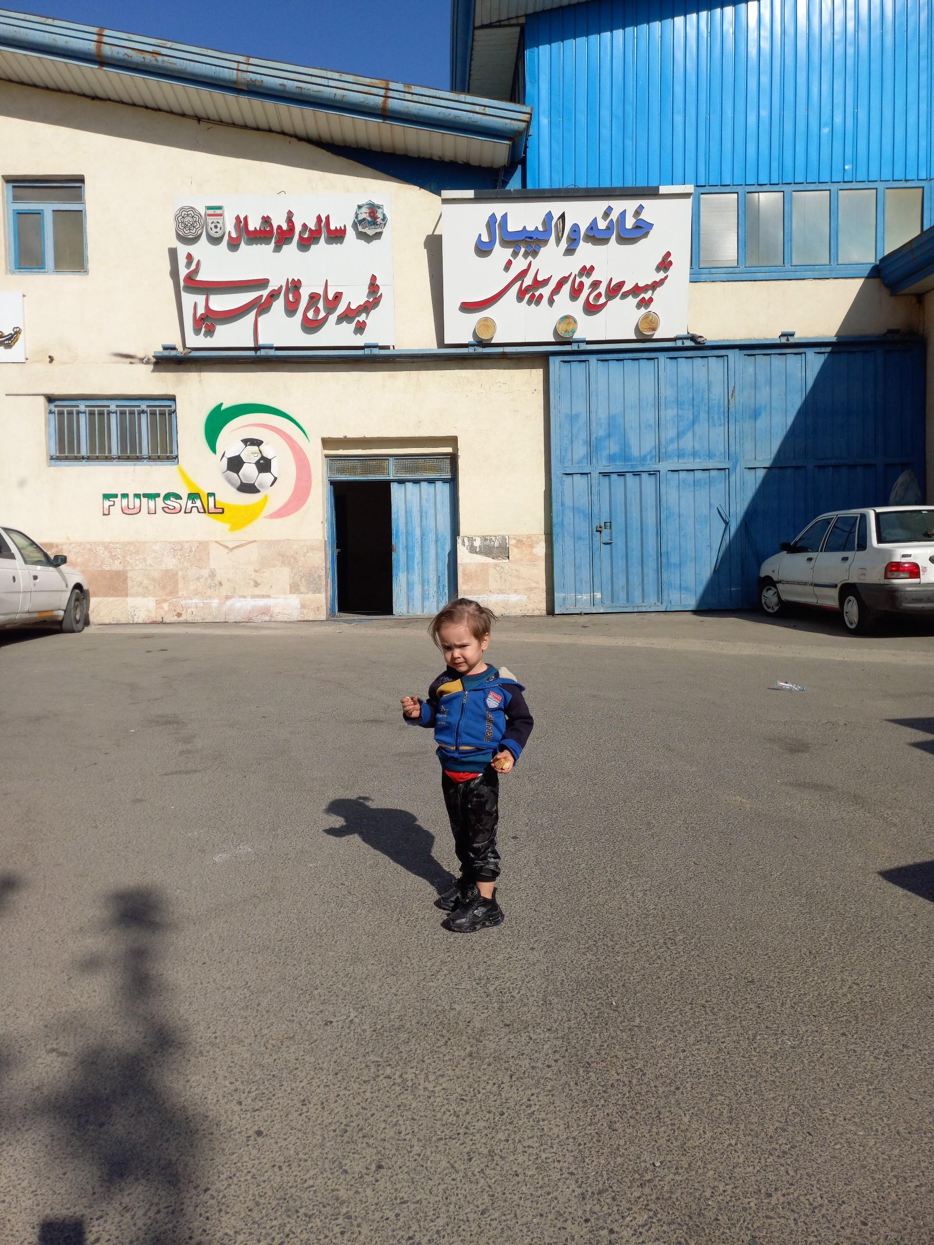 عکس سالن ورزشی قاسم سلیمانی