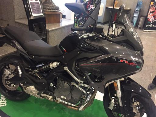 عکس نمایندگی موتورسیکلت یزدان پناه