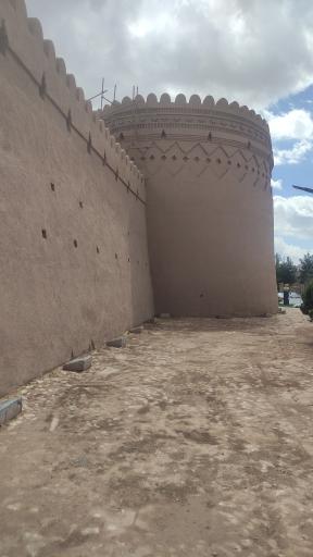 عکس حصار قدیمی شهر کرمان