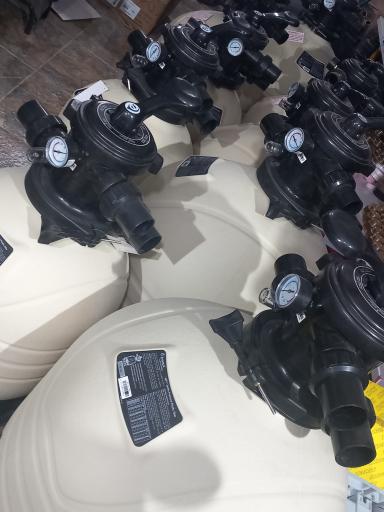 عکس آریا استخر فروشگاه تجهیزات استخر سونا جکوزی