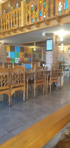 عکس رستوران سنتی کاشف السلطنه