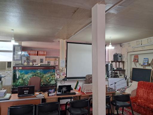 عکس آموزشگاه زبان مهر پویا